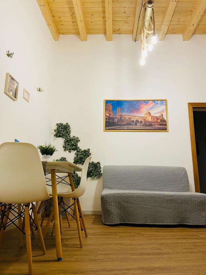 Apartamento La Casa Di Tabbi Palermo Exterior foto