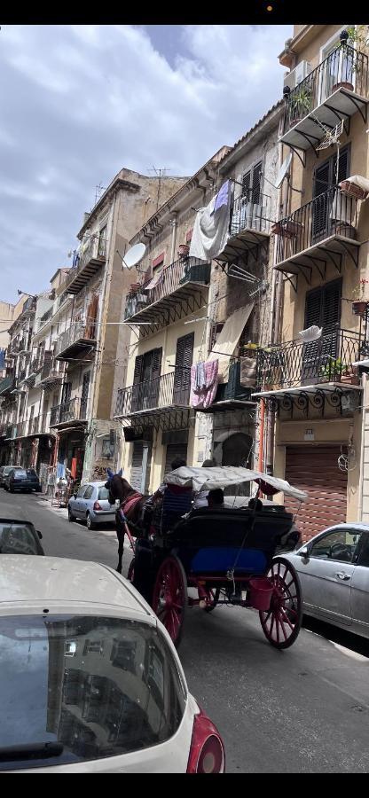 Apartamento La Casa Di Tabbi Palermo Exterior foto